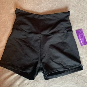 Kamo fitness athletic shorts